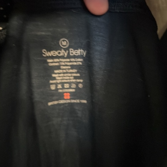 Lightweight navy workout top - Picture 4 of 8